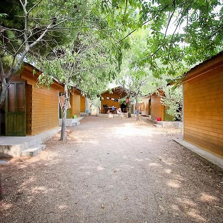 Bungalows Starine Tribunj Трибунь Экстерьер фото